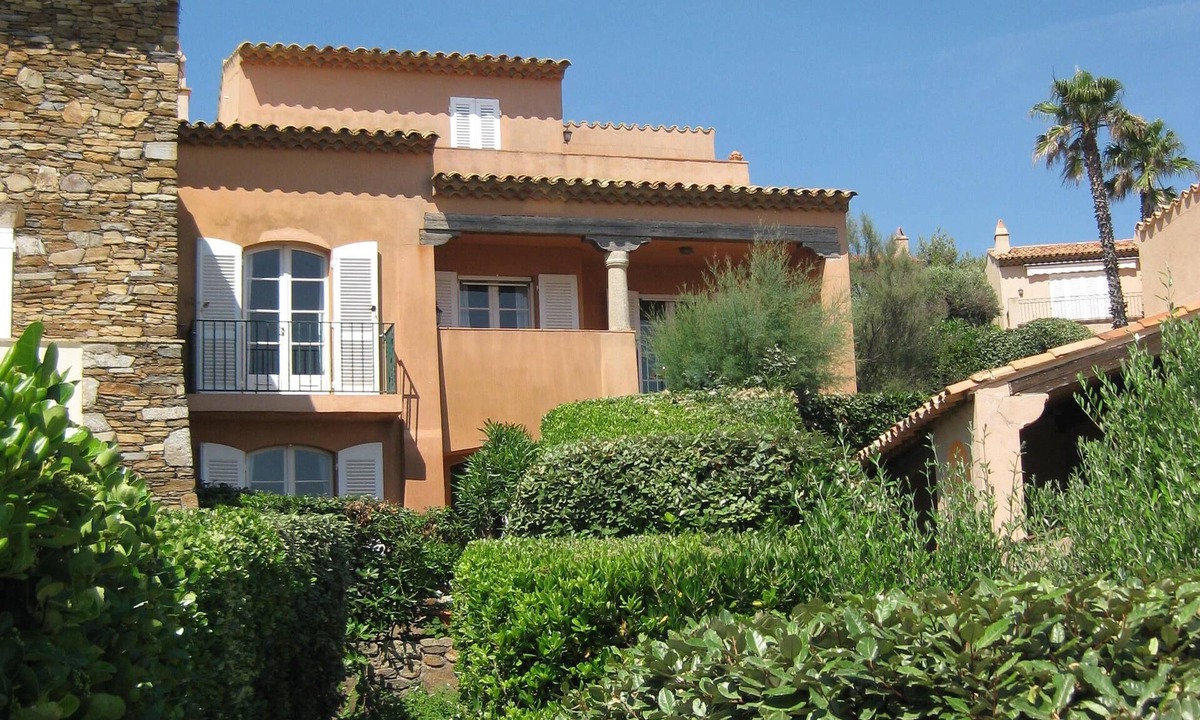 Ramatuelle Apartment | feet in the water, luxurious apartment