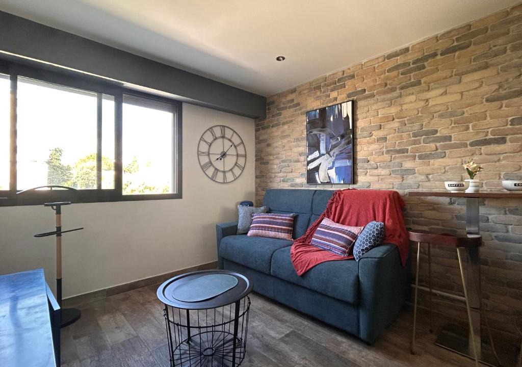 Carnot Apartment | Filou