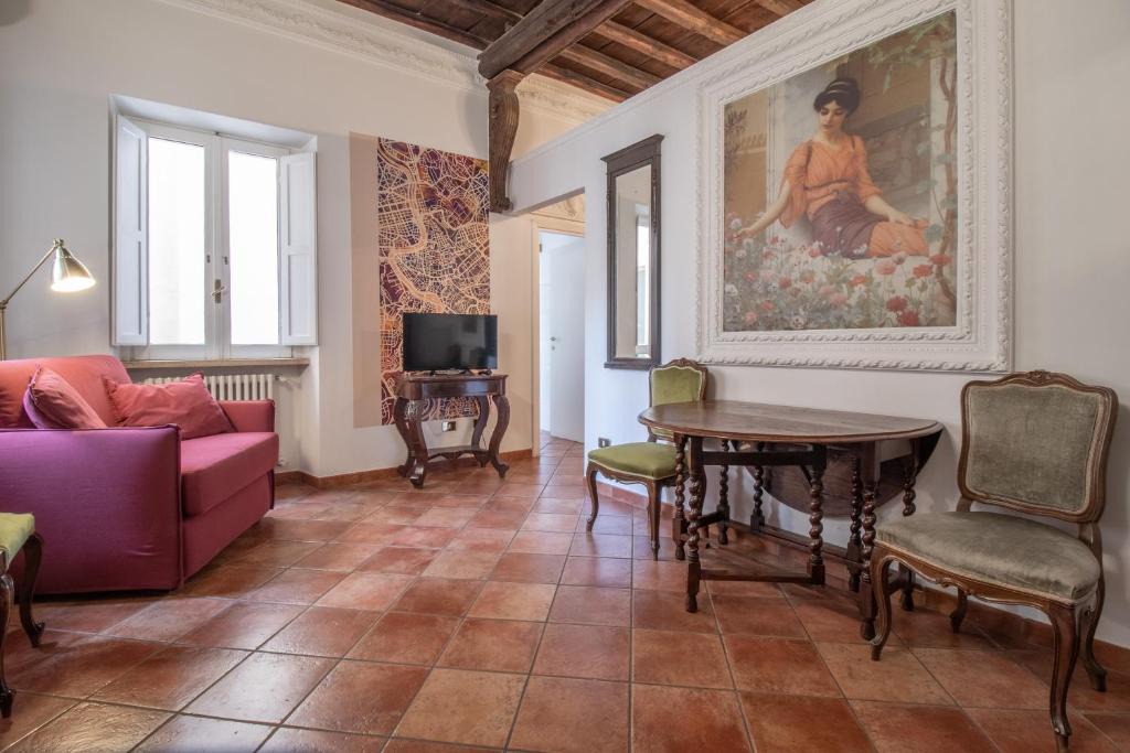 Rione IV Campo Marzio Apartment | Flora