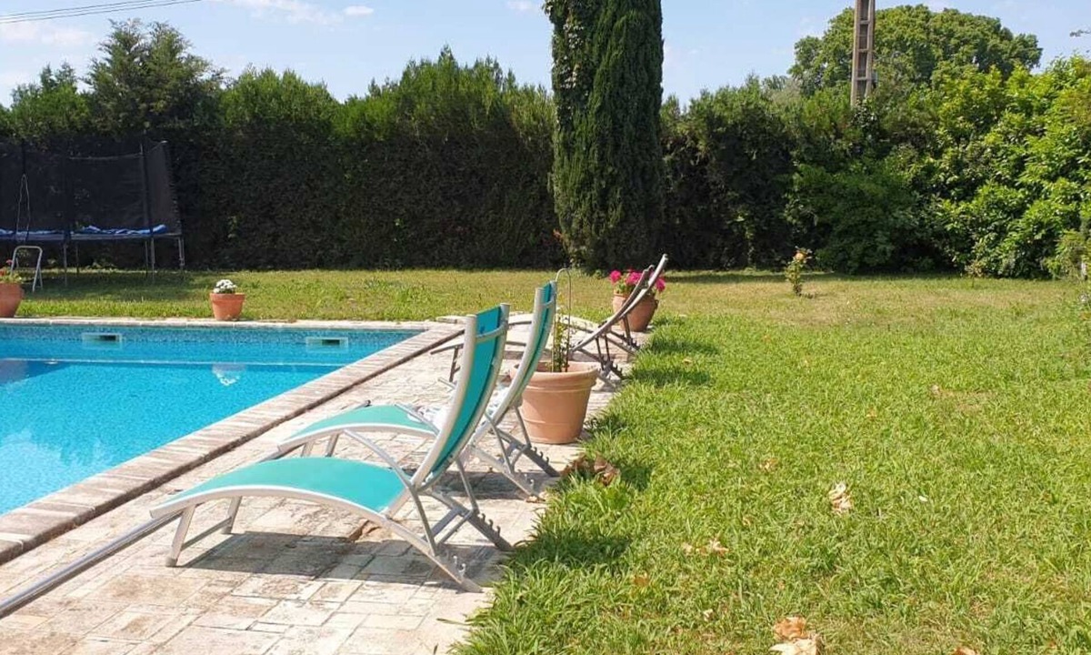Saint-Martin-de-Crau Other | Gîte Dans une Exploitation Agricole bio