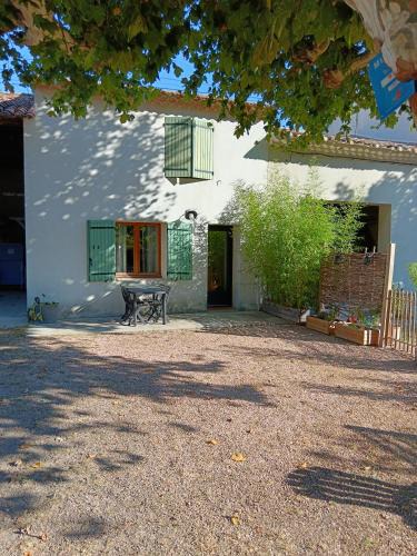 Orgon House | Gîte des deux platanes