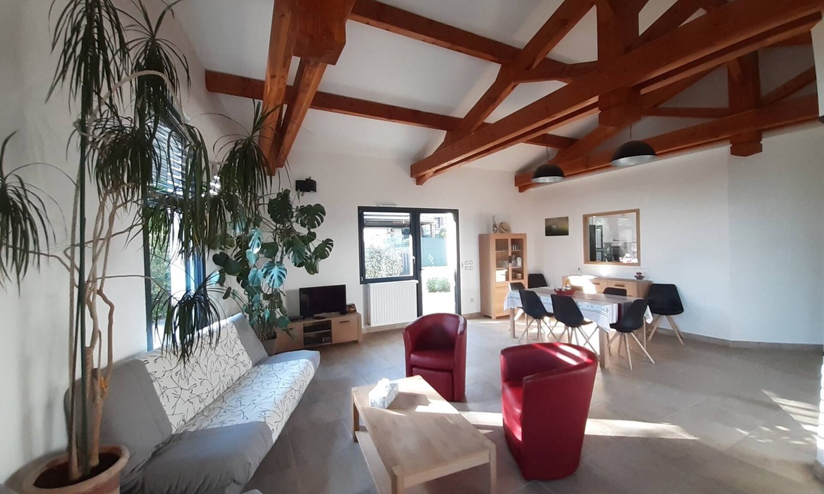 Mallemoisson Cottage | GÎTE LA MAISON BLANCHE - 150 m² - sleeps 6 + 4 extras