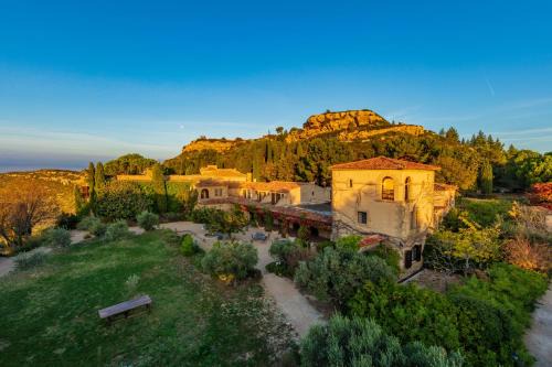 Salon-de-Provence Hotel | Garrigae Abbaye de Sainte Croix