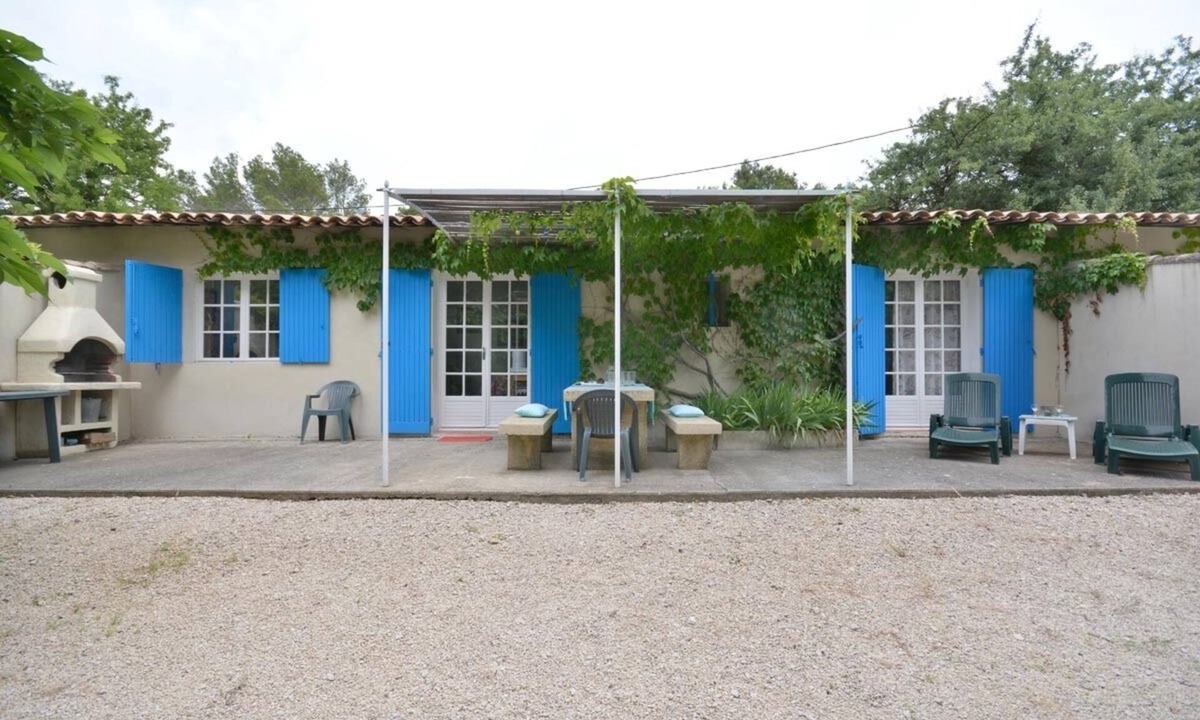 Fontvieille House | Gite IRIS at Mas de Joseph in the Parc Naturel des Alpilles