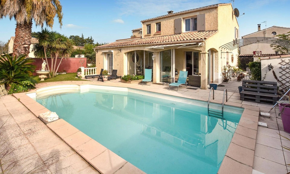 Rognonas House | Gorgeous home in Rognonas