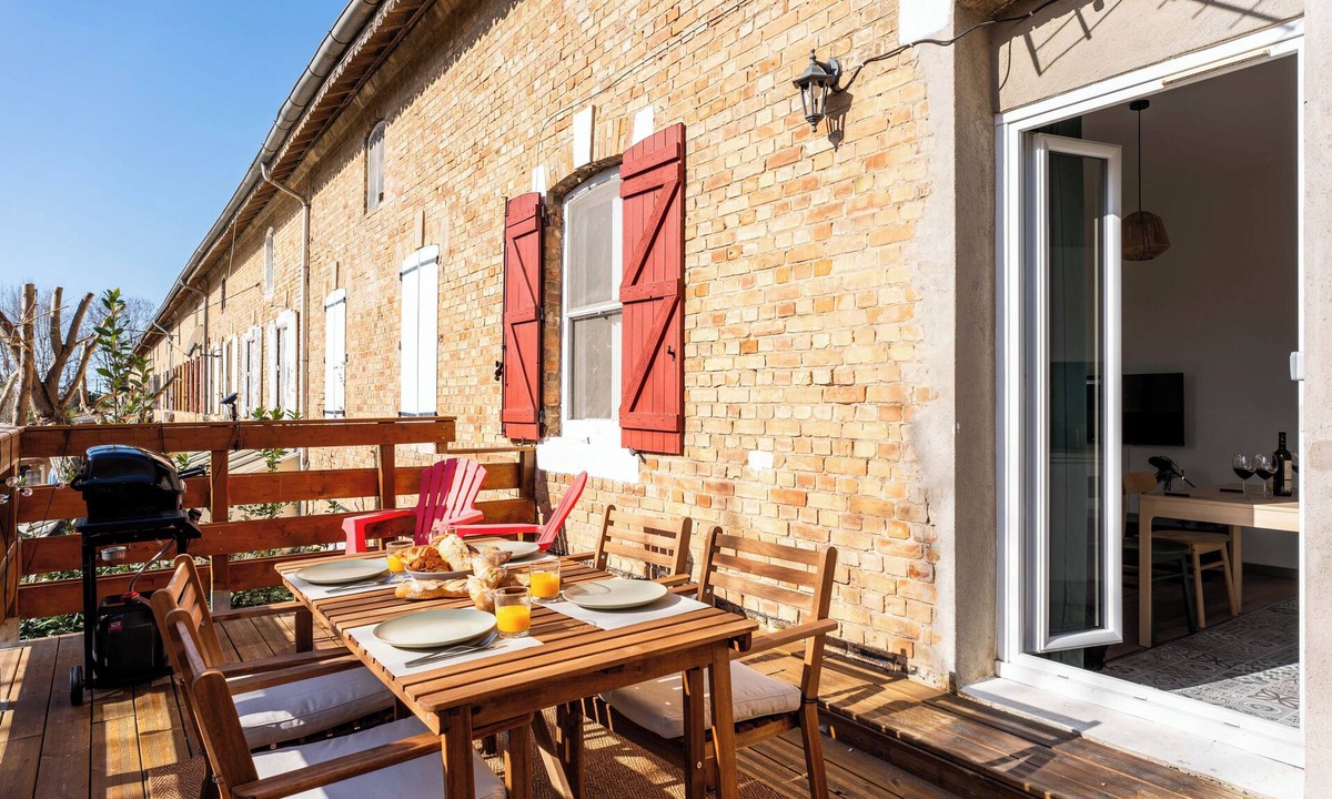 Salin-de-Giraud Apartment | Grand T2 Familiale - Terrasse