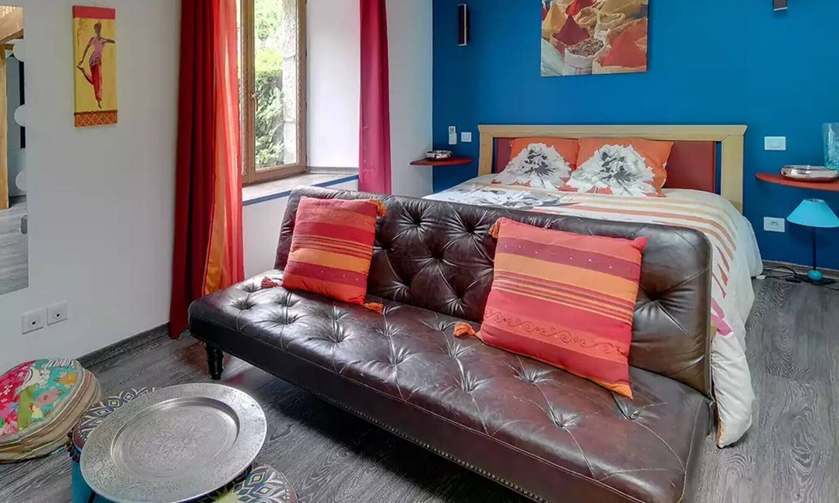 Mostuejouls Bed & Breakfast | Guest Rooms – Château at lesoleilo.com with Shared Pool from 12/06 to 13/09/2026