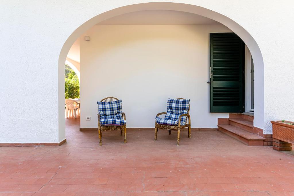 Quercianella Apartment | GuestHost - Quercianella Lovely Villa near the Sea With Parking!