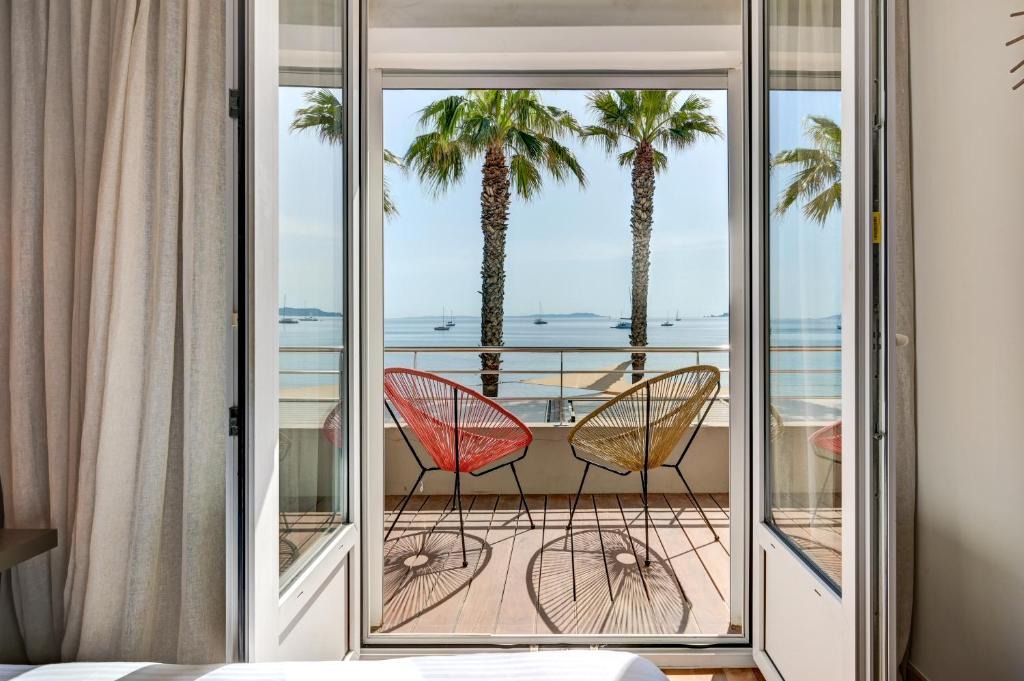 Hyeres Hotel | Hôtel Bor