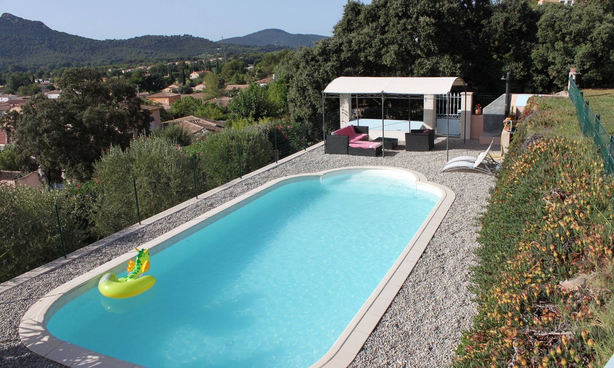 La Crau Apartment | Haven of Peace near the Golden Islands