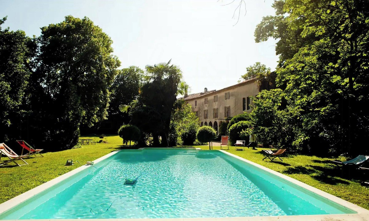 St.-Remy-de-Provence House | Historic dye factory in Provence