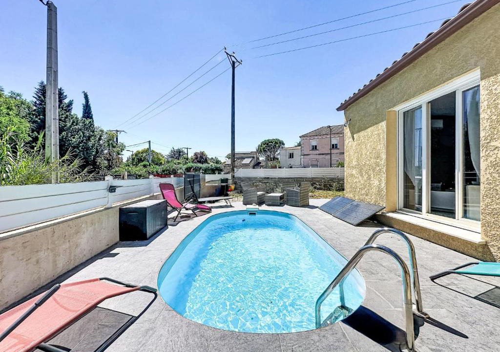 Saint-Genies-de-Malgoires House | Holiday Home Villa des Amoureux by Interhome