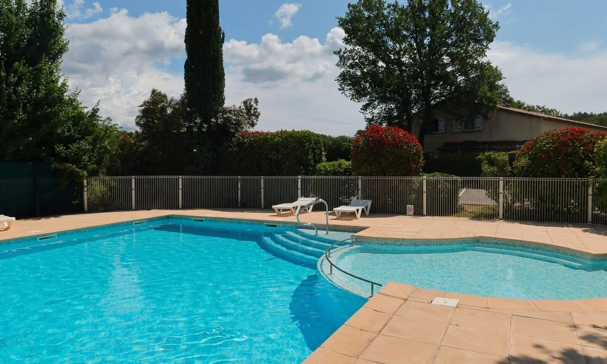 Tourrettes House | Holiday Home for 8 in a Secure Estate