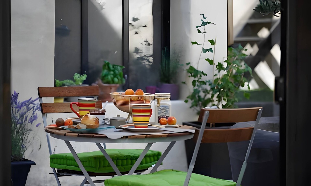 Barbentane House | Holiday Home 'Gite La Paloma' with Wi-Fi and Air Conditioning