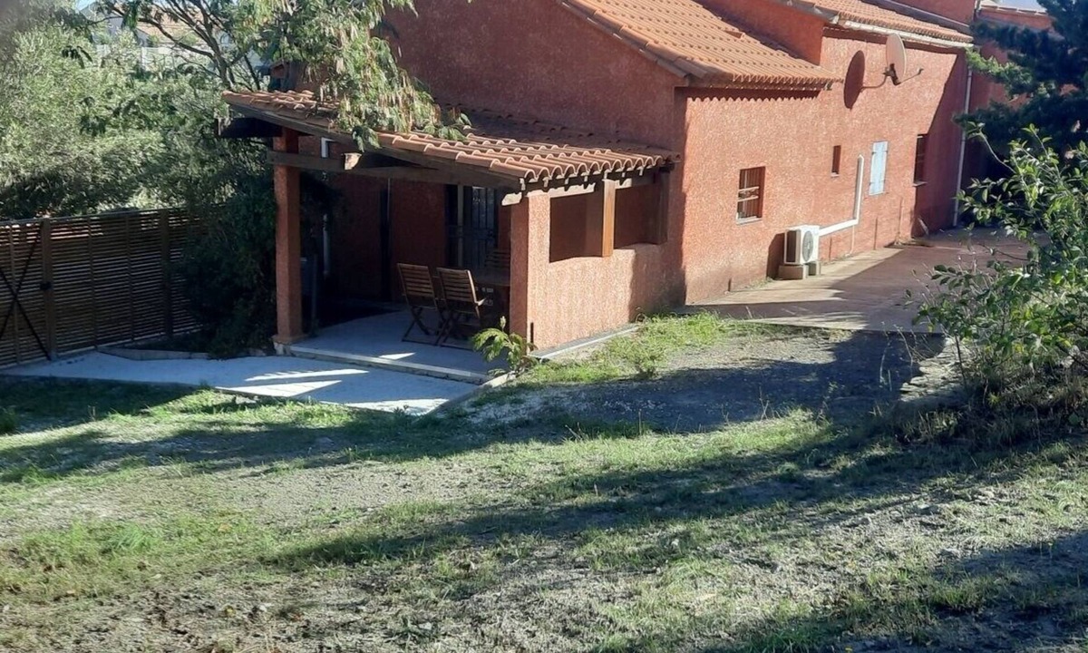 Cases-de-Pene House | Holiday Home 'Le Moulin De L'Agly' with Wi-Fi and Air Conditioning