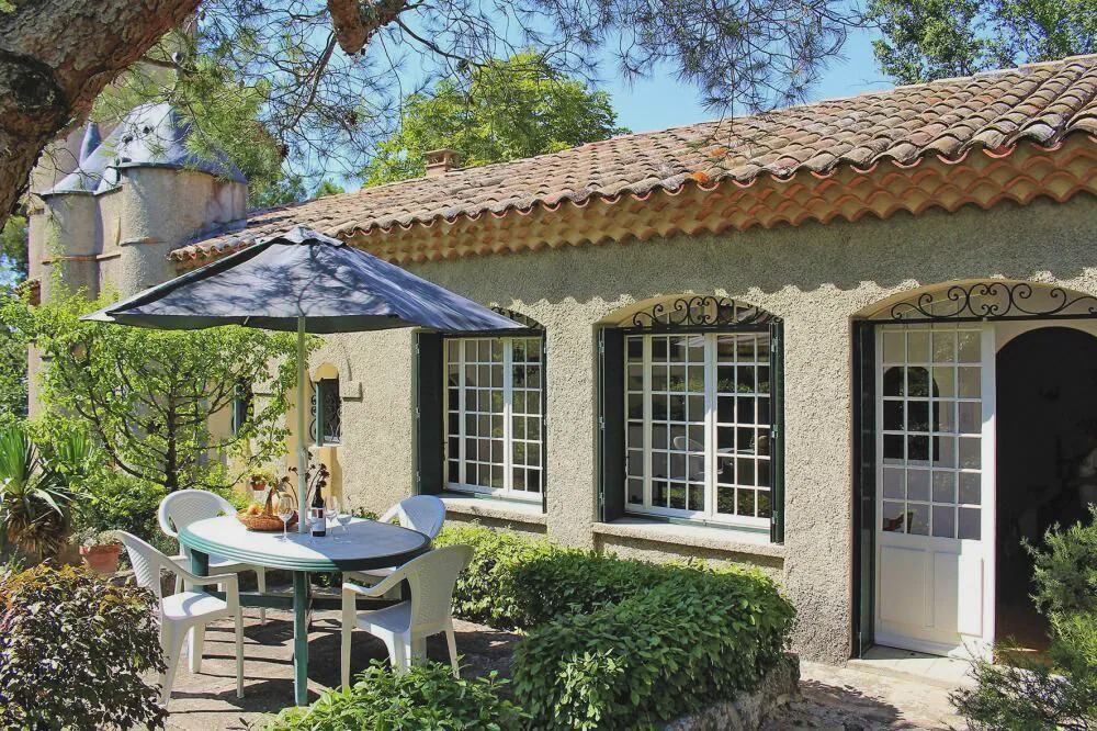 Salon-de-Provence House | holiday home, Salon-de-Provence