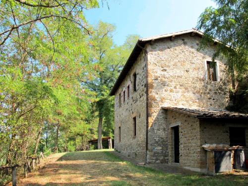 Civitella d'Agliano House | Holiday Home Topano by Interhome