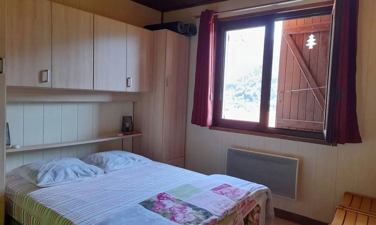 Venanson Apartment | Homerez - Apartment in Venanson