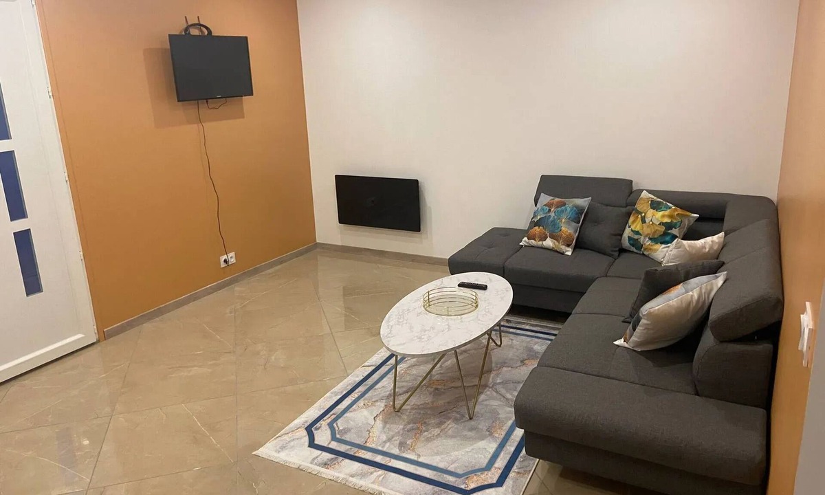 Drap Apartment | Homerez - Cozy Apartment in Drap