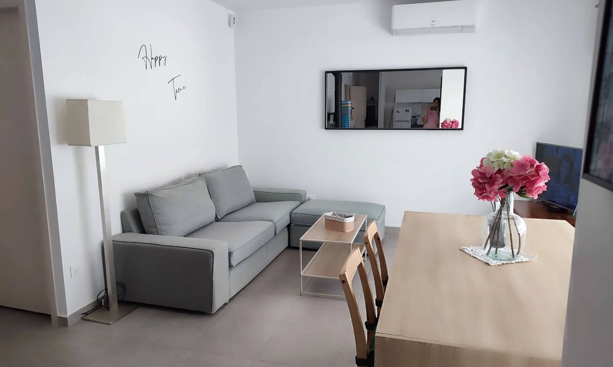 Apt House | Homerez - House in Apt