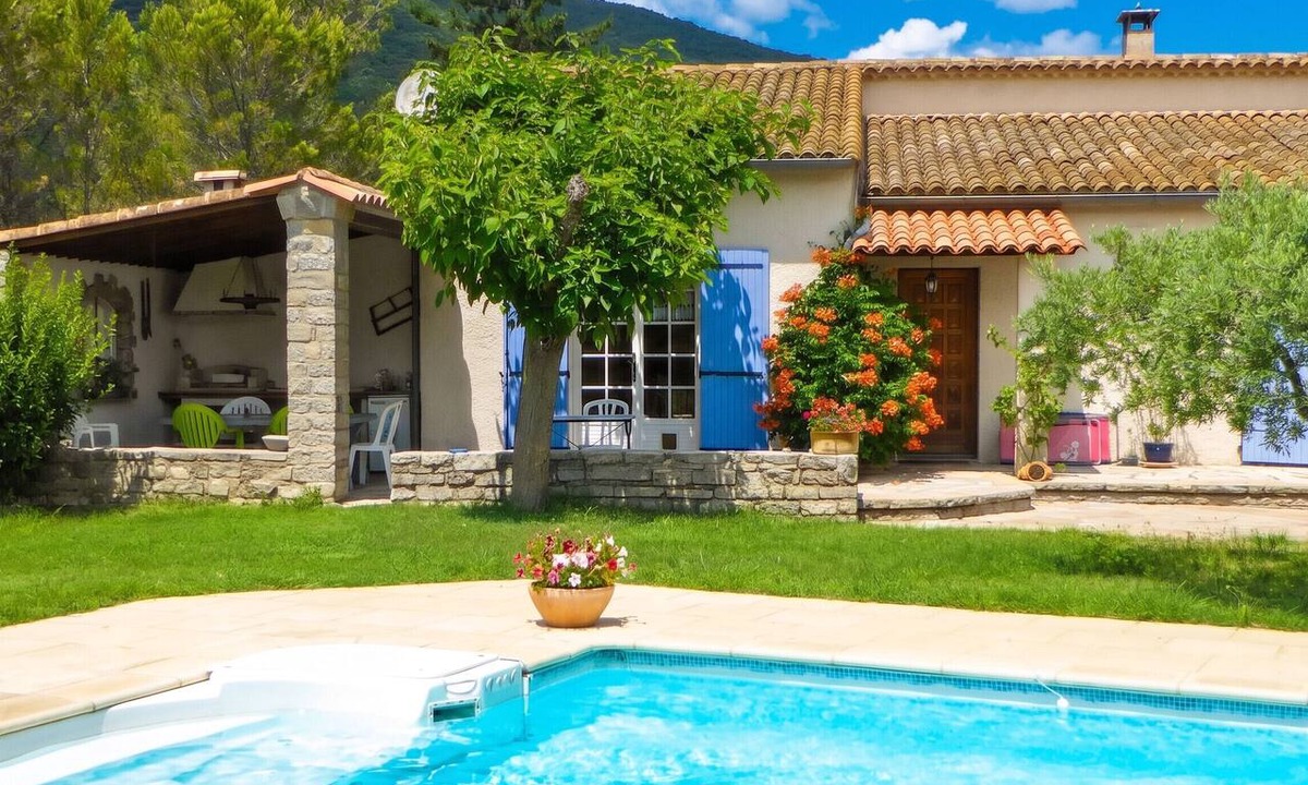 Pompignan Villa | Homerez - Villa in Pompignan