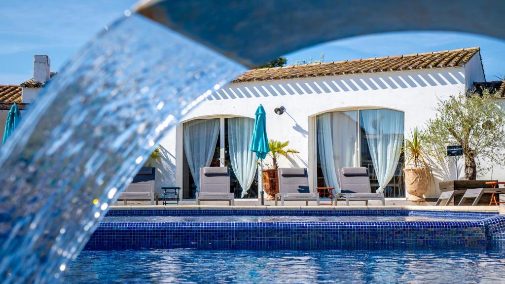 Saintes-Maries-de-la-Mer Hotel | Hotel La Tramontane