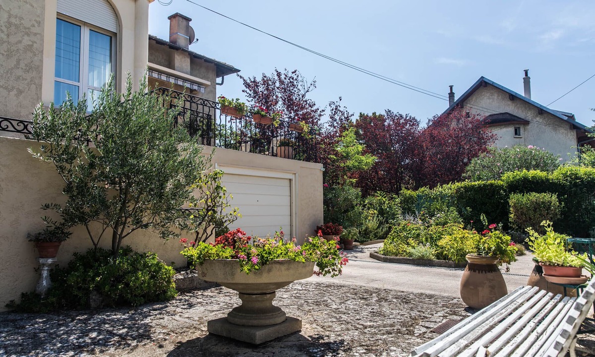 Couronne Urbaine Apartment | House with character