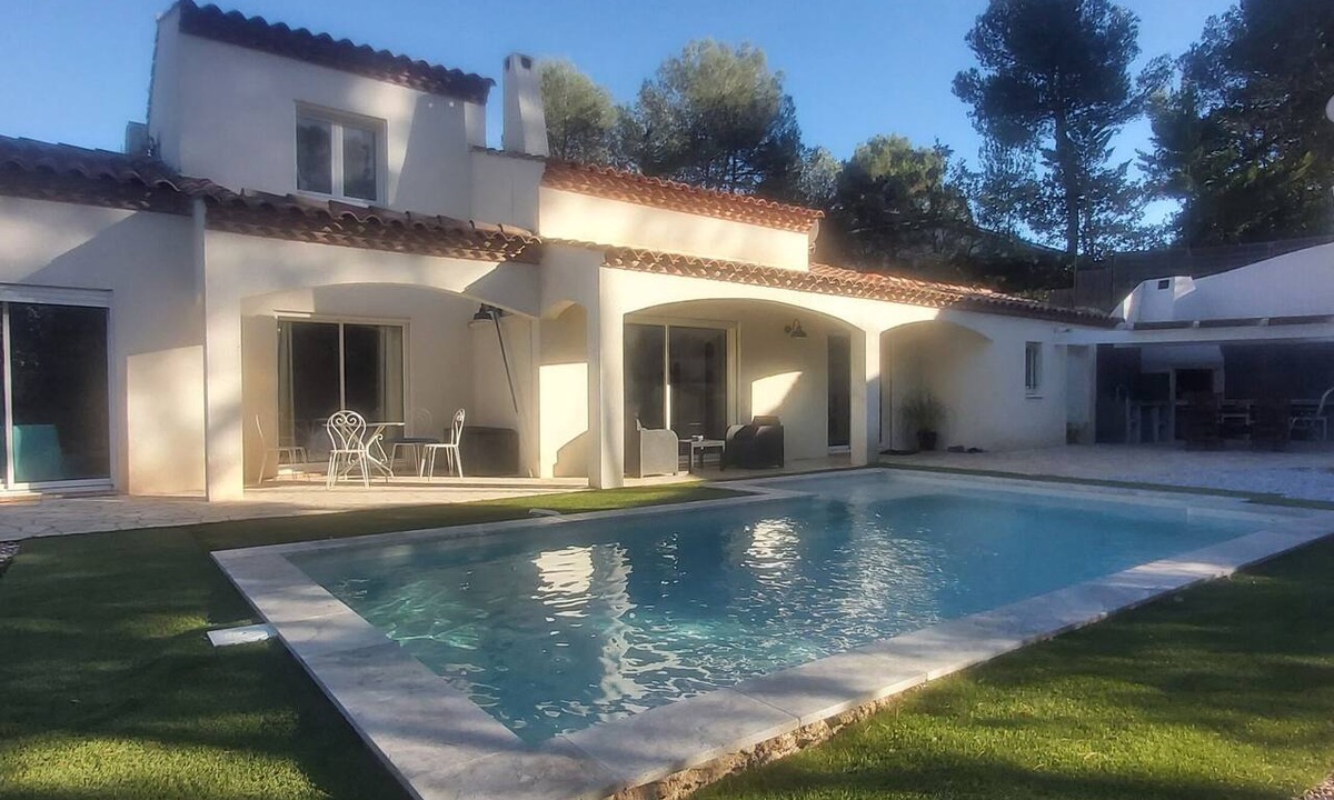 Montferrier-sur-Lez House | HOUSE WITH A SWIMMING POOL 10 MINUTES FROM MONTPELLIER