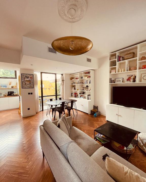 Le Camas Apartment | House with patio in Camas