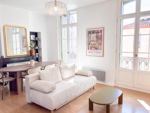 La Real Apartment | Hyper-centre, lumineux et design