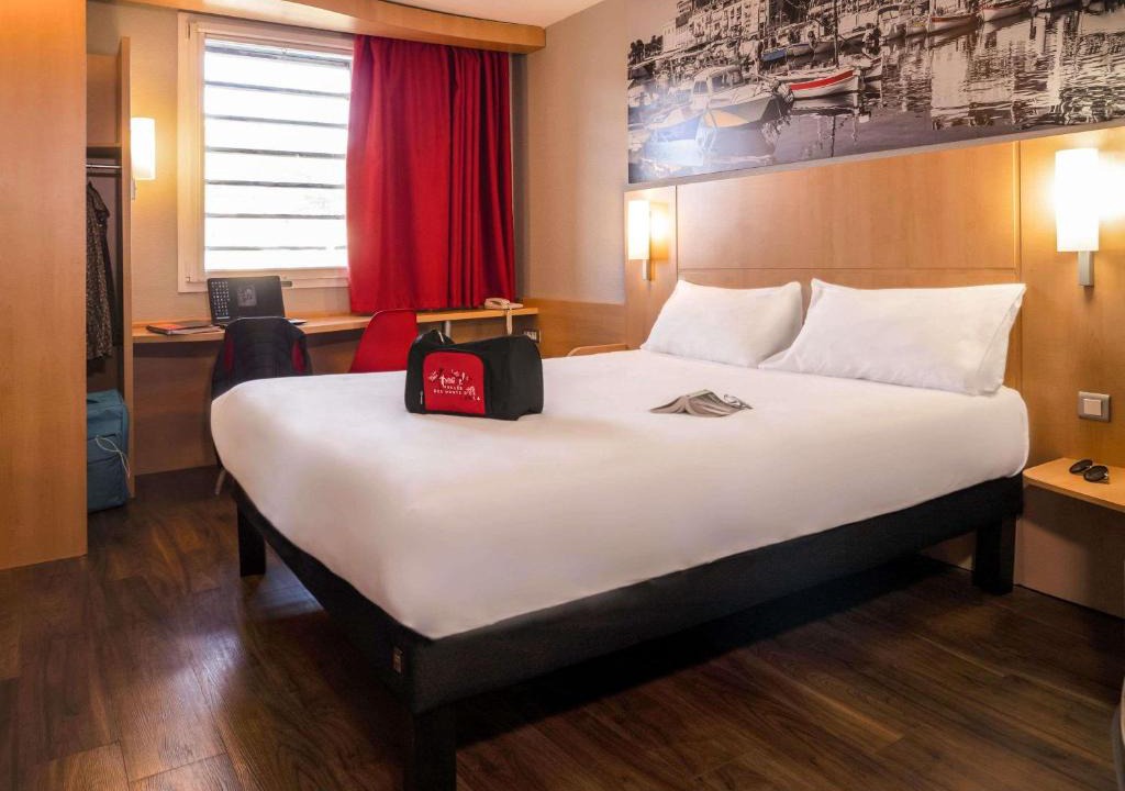 Les Termes Hotel | ibis Cannes Mandelieu