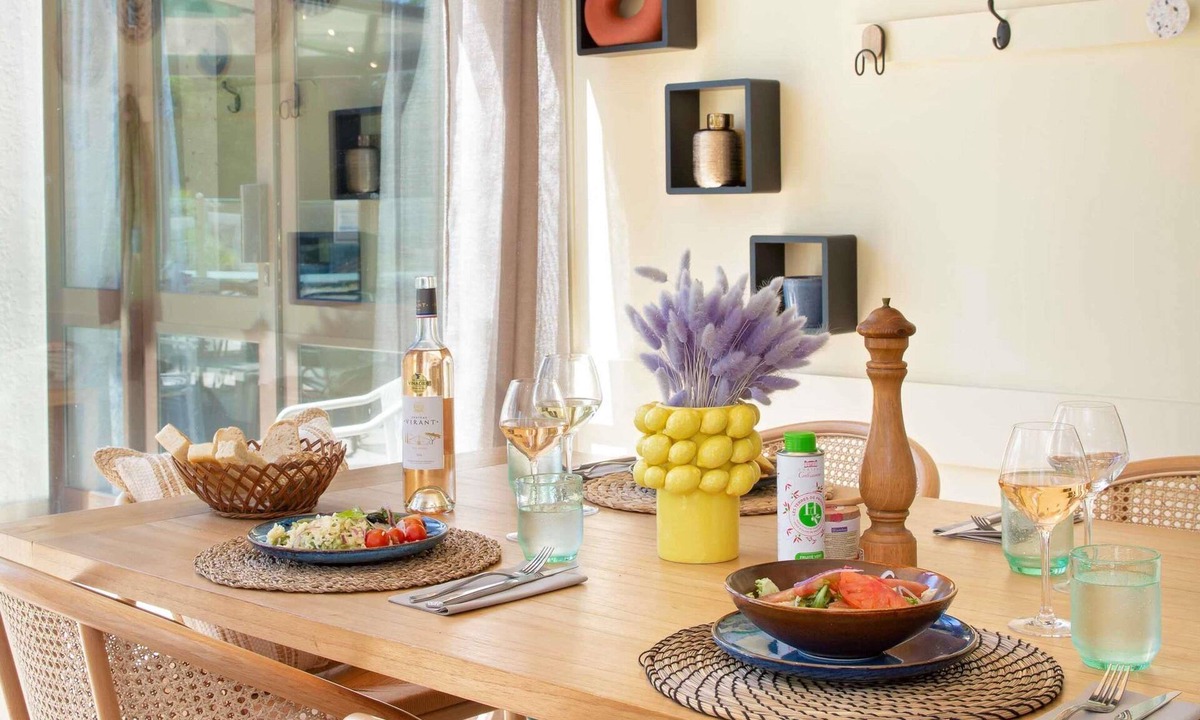 Salon-de-Provence Hotel | ibis Salon de Provence Sud