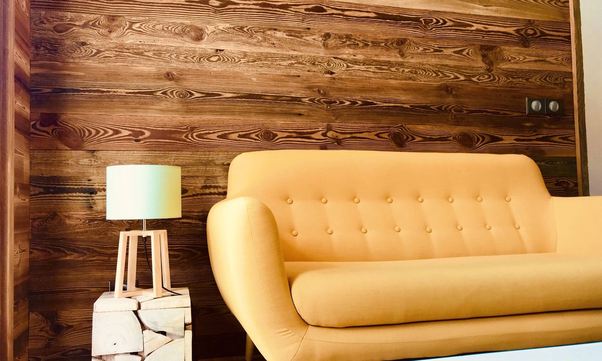 Molines-en-Queyras Apartment | IN NEED OF FRESH AIR, NATURE AND CALM?