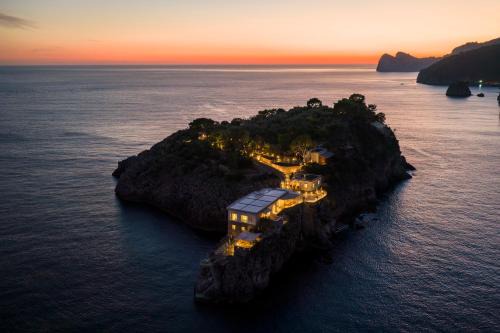Sant'Agata sui Due Golfi Resort | Isca Private Island