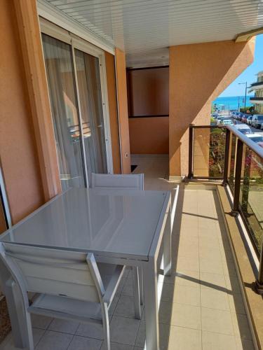 Roquebrune-Cap-Martin Apartment | K&S 68 Appt Standing vue mer - Garage Inclus