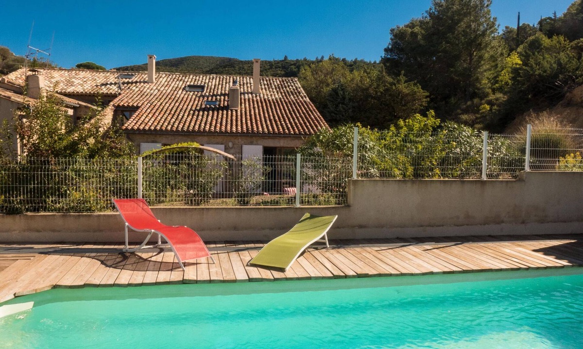 Fraisse-des-Corbieres House | Komfortables Ferienhaus mit Privatpool by Interhome