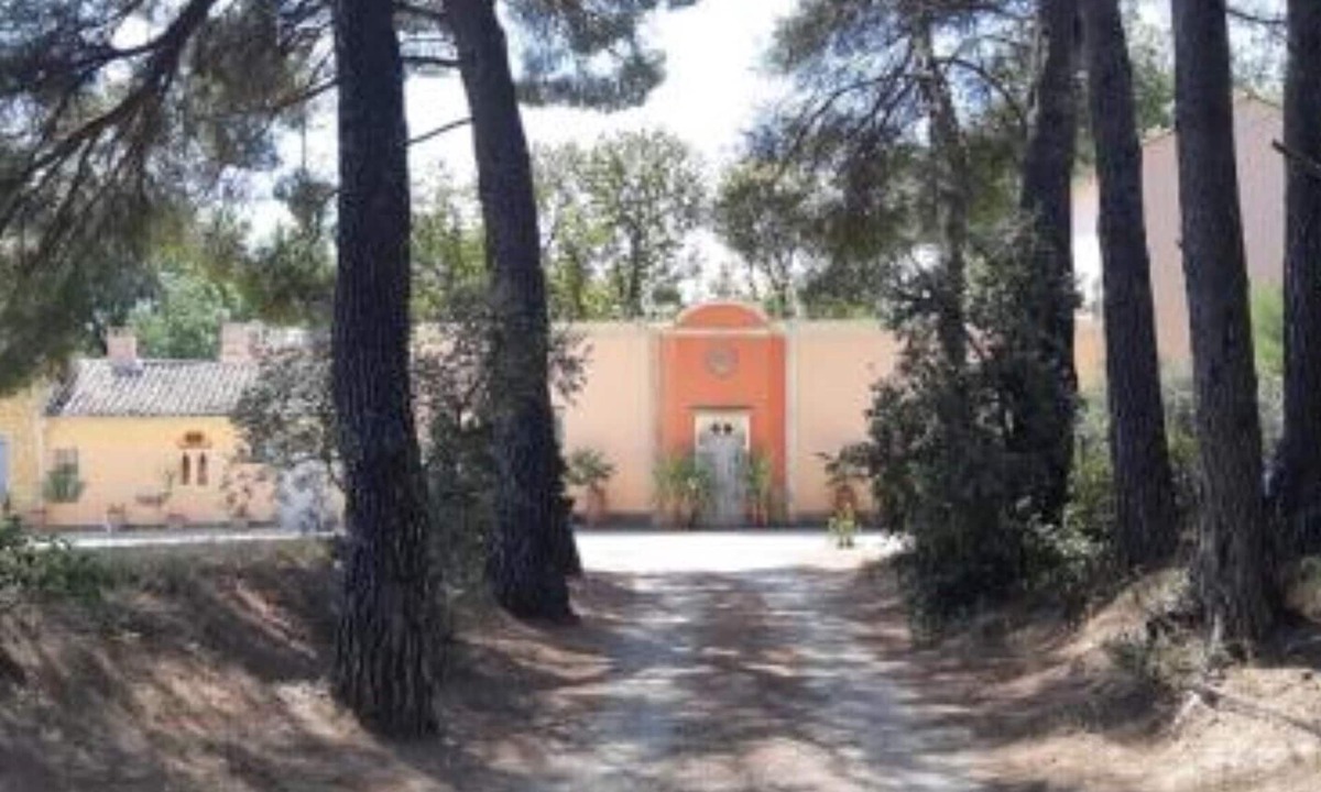 Cadenet Apartment | La Bastide Artistique App 1 Jaune
