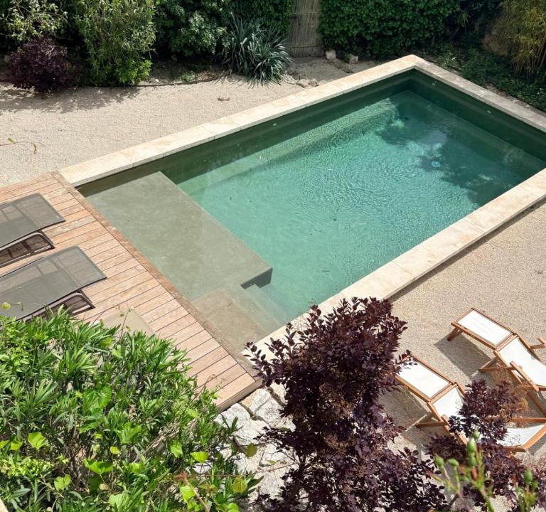 Velleron House | La Brèche - Mansion with swimming pool