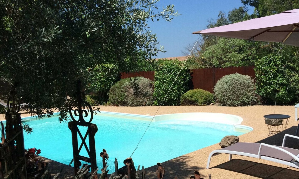 Taillades Villa | La Douce France - In the city centre!