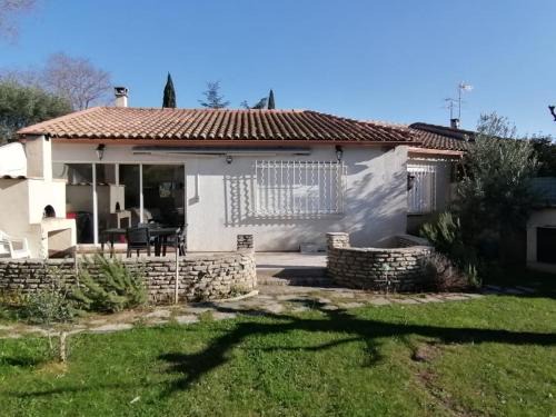 Caremeau House | La Maison du soleil & du sourire