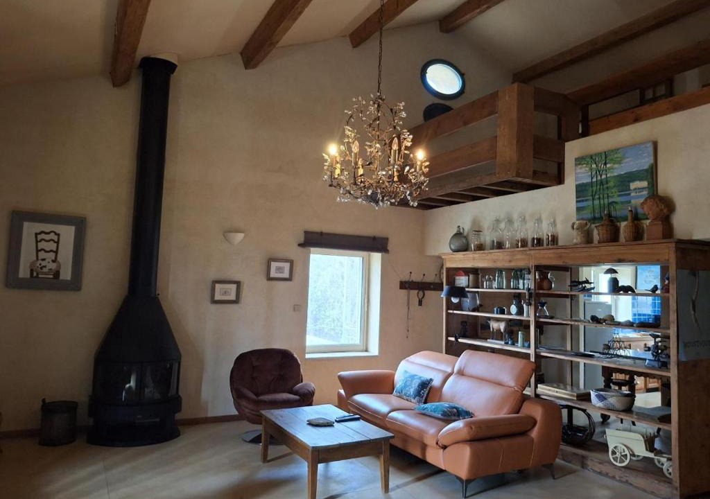 Eyragues Apartment | La Maison perchée - Mas de Rousseau