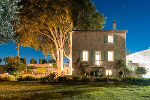 Caux Apartment | La Mouline sublime domaine privatif avec piscine à Pézenas