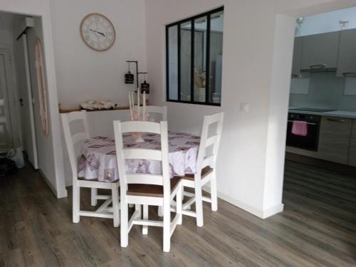 Eyguieres House | La perle des Alpilles Résidence les MYRTILLES
