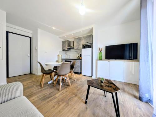 Roquebrune-Cap-Martin Apartment | La Régalide 1B