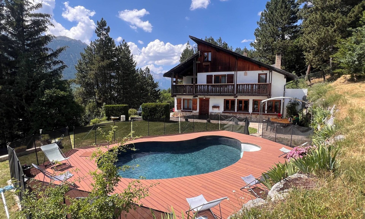 La Salle-les-Alpes Ski Chalet | La Salle Les Alpes: chalet - LA SALLE LES ALPES