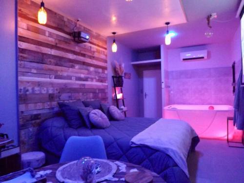 Entressen House | La Suite Côté Pool-House Piscine, Sauna & Jacuzzi privatifs