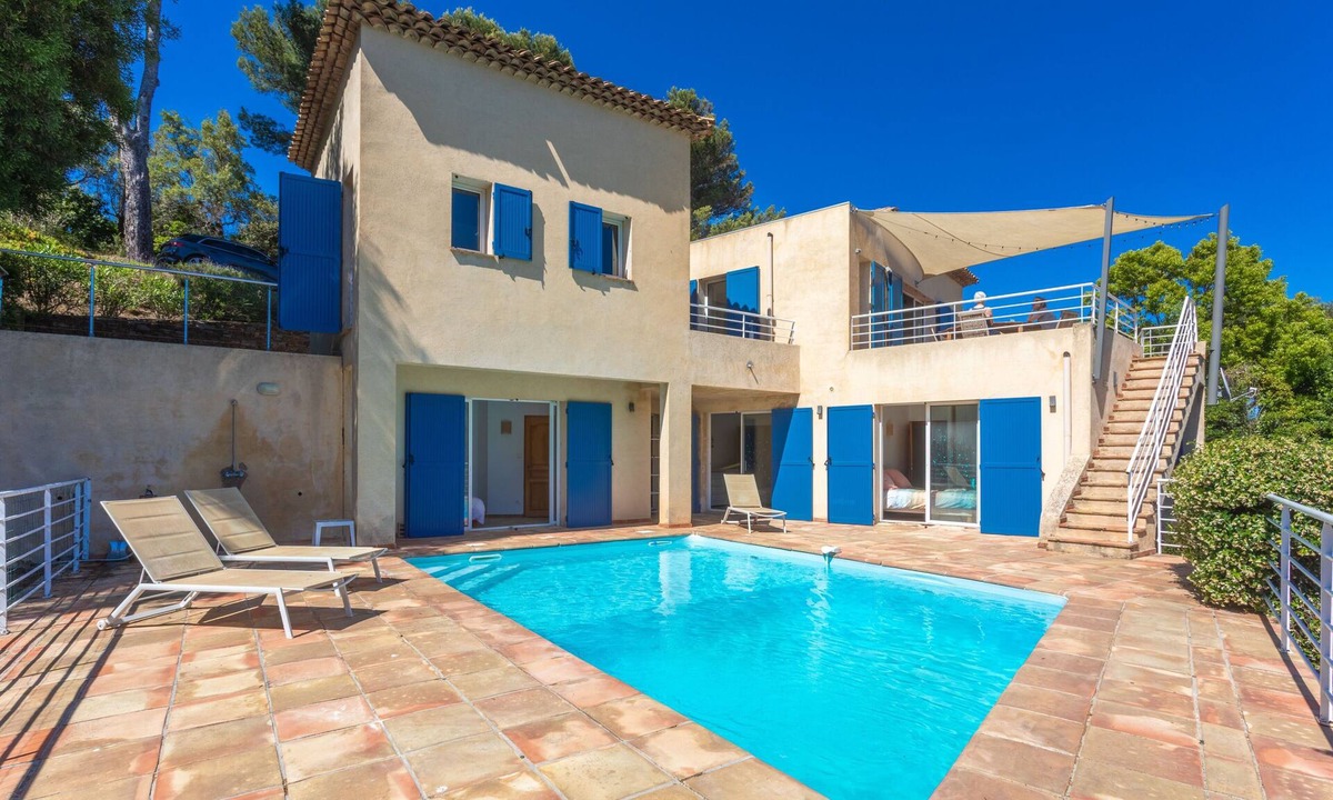 Cap Benat House | La Touline: Family Villa in the Heart of Cap Bénat