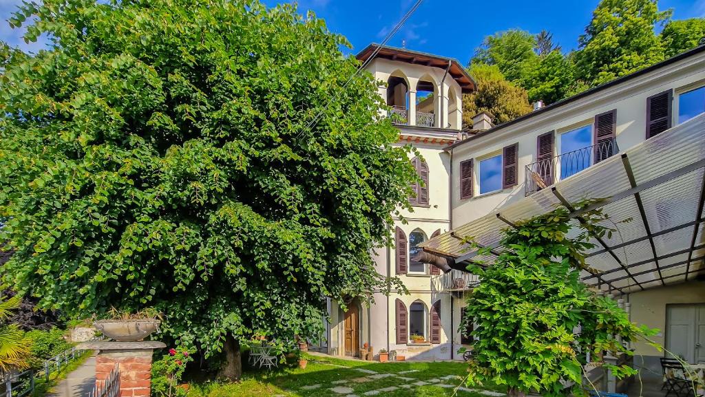 Torre Pellice House | La Verbena - Villa storica con parco in Val Pellice