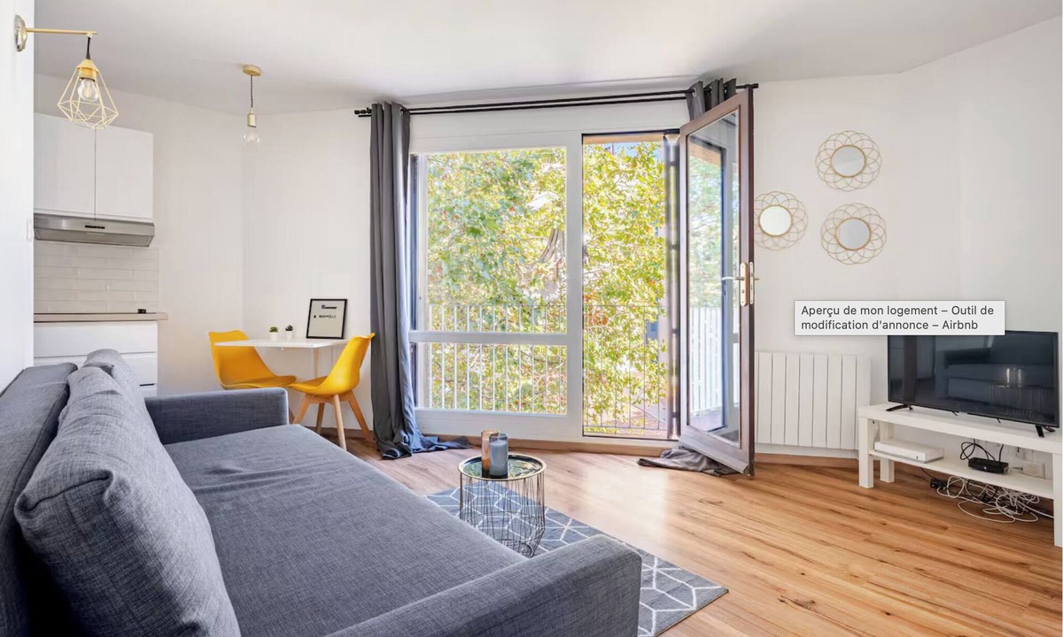 Saint-Lazare Apartment | Lafayette Street 1