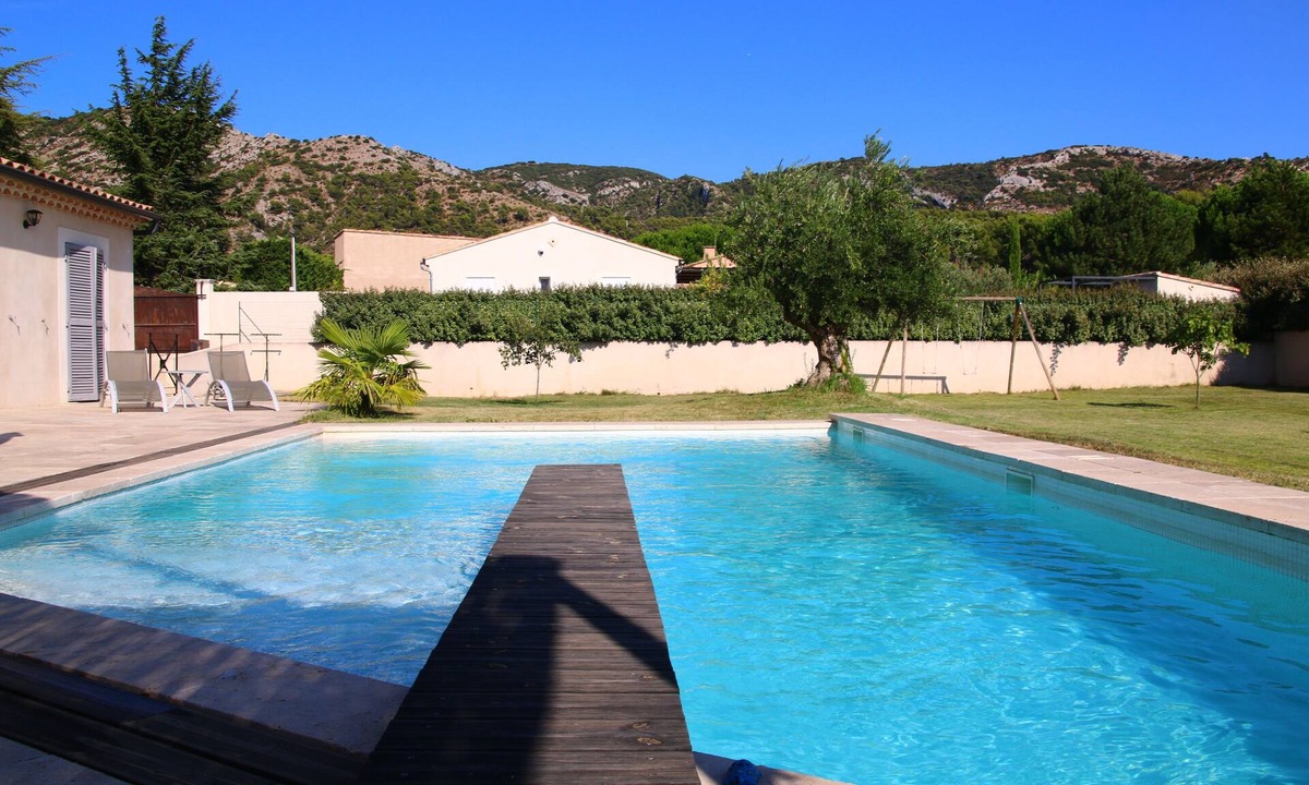 Cheval-Blanc House | Large house in the heart of the Luberon park, heated swimming pool 10x5